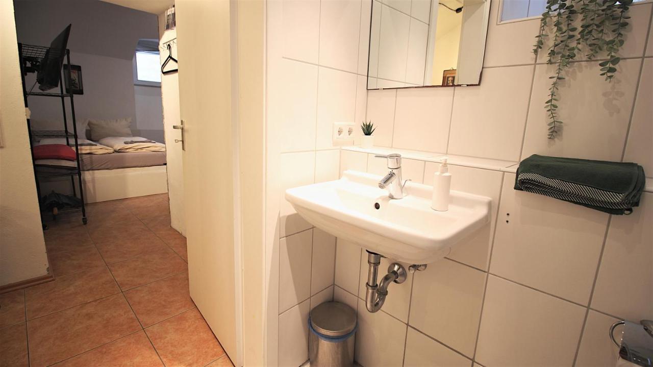 Xxx Fully Equipped Apartment Near Main Station! Βίρτσμπουργκ Εξωτερικό φωτογραφία
