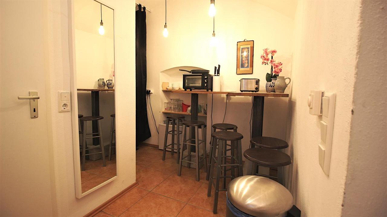 Xxx Fully Equipped Apartment Near Main Station! Βίρτσμπουργκ Εξωτερικό φωτογραφία