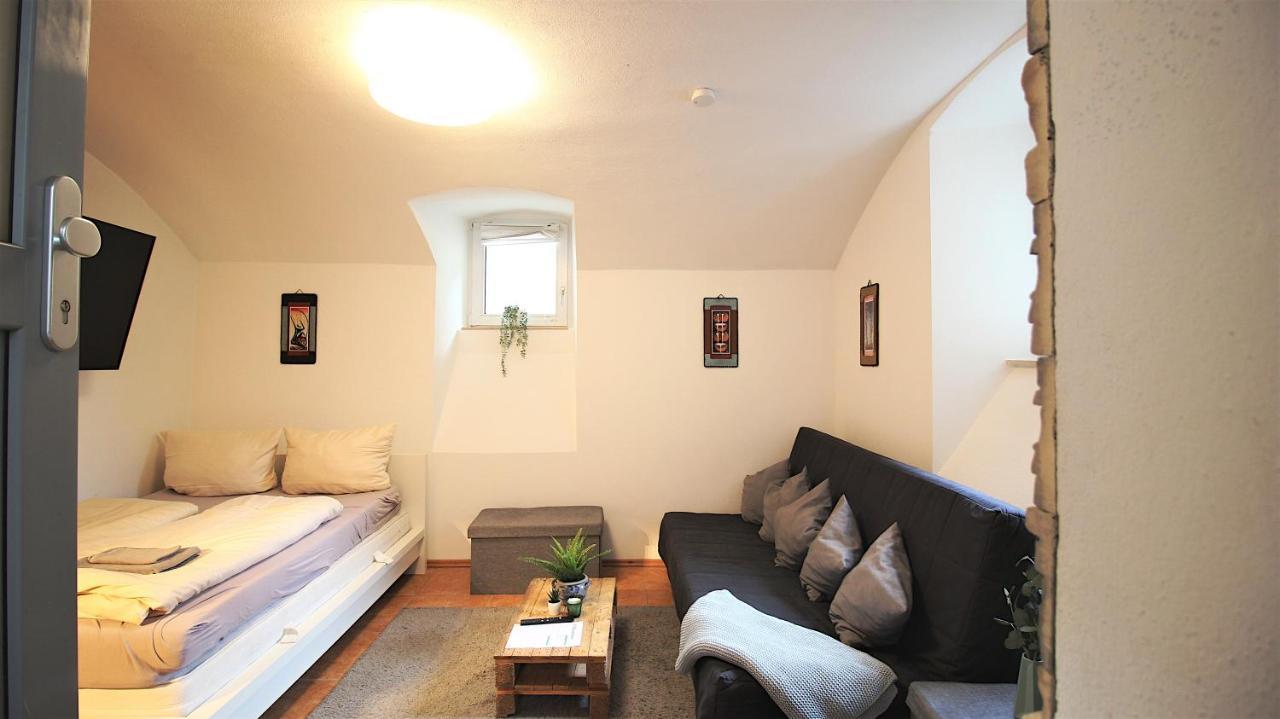 Xxx Fully Equipped Apartment Near Main Station! Βίρτσμπουργκ Εξωτερικό φωτογραφία